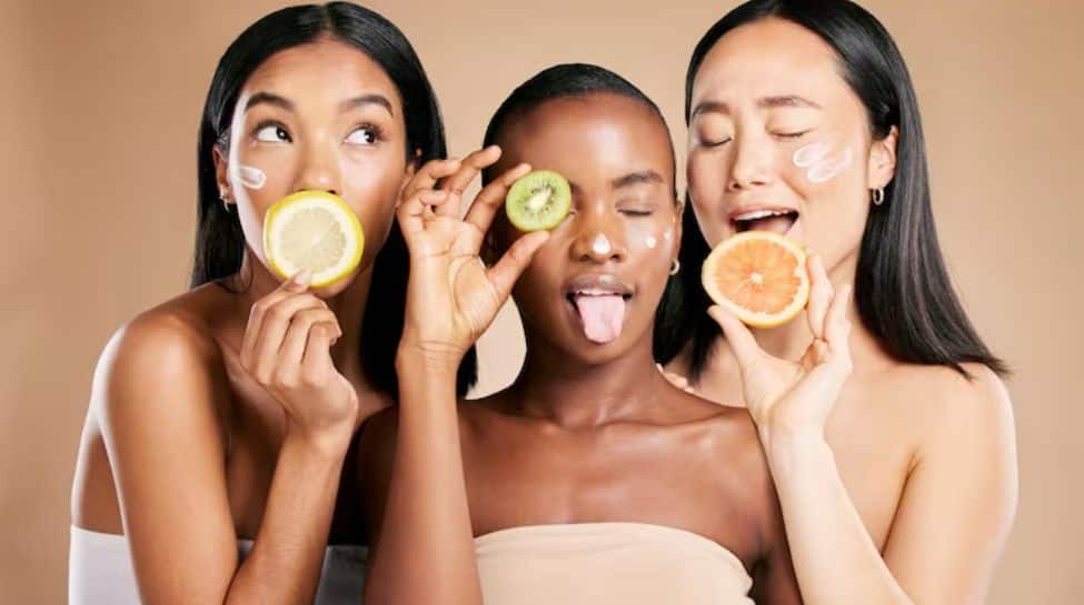 Don’t Let Makeup Damage Your Skin: Finding The Perfect Festive Skincare Balance