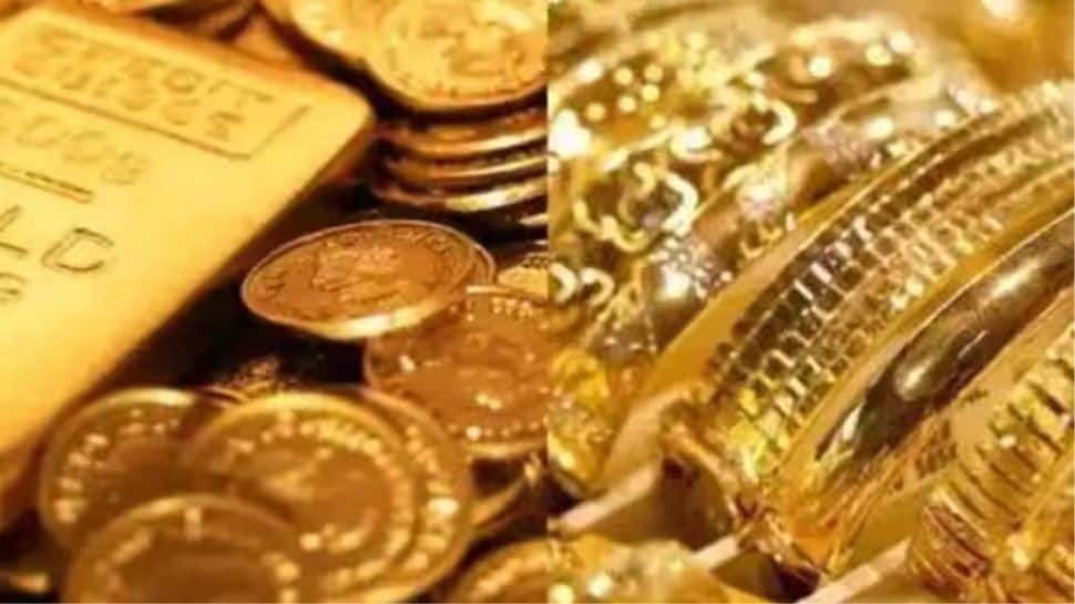 From SGBs To ETFs: 5 Smart Gold Investment Options You Can Try This Festive Season From SGBs To ETFs: 5 Smart Gold Investment Options You Can Try This Festive Season