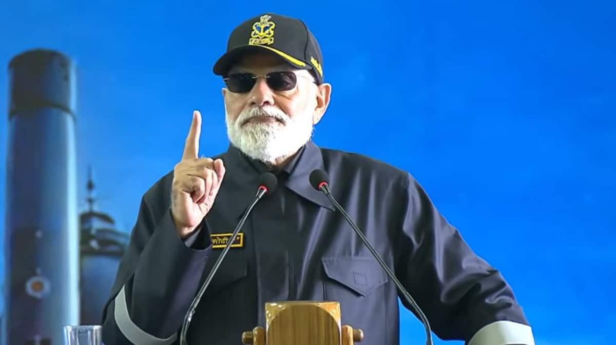 PM Modi Celebrates Diwali With Navy Personnel Onboard INS Vikrant | Highlights Of His Address