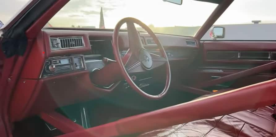 World's Longest Limousine: 26 Wheels And V8 Engine World's Longest Limousine