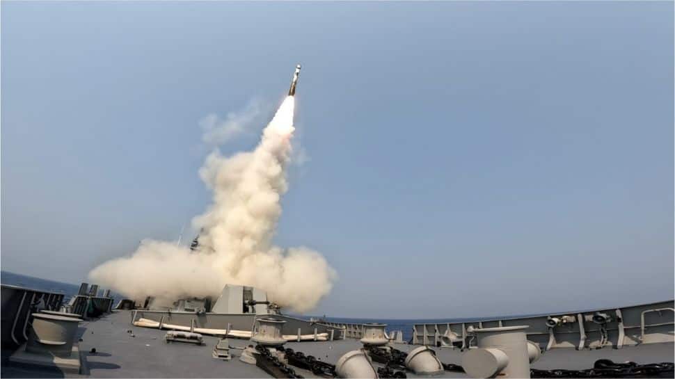 Pakistan's Worst Nightmare Just Got Deadlier: India Tests 800-KM BrahMos