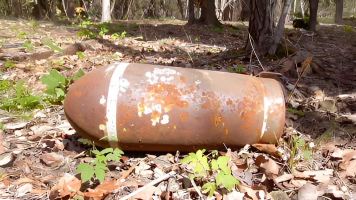 Bomba da 2ª Guerra Mundial Encontrada em Vila na Índia: Exército Desativa Artefato Explosivo