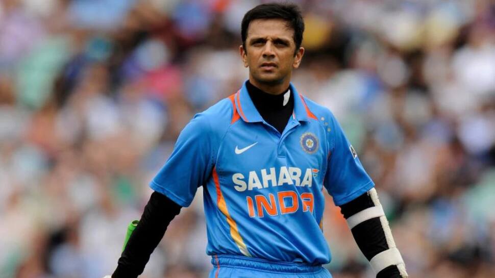 Rahul Dravid - The Wall in Whites and Blues Rahul Dravid - The Wall in Whites and Blues