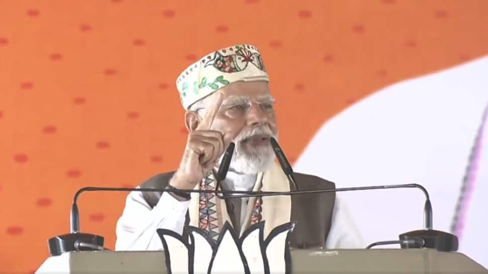 ‘Can`t Pull This Much Crowd In Gujarat...’: PM Modi Praises Rally Turnout In Bihar Days After Diwali