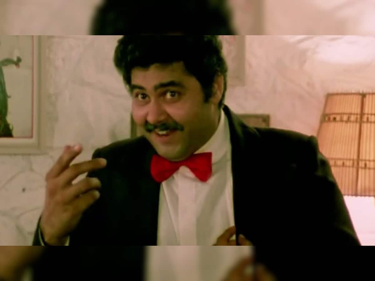 ‘Sarabhai vs Sarabhai’ Cast Pays Emotional Tribute To Satish Shah; Sings Title Track At Cremation