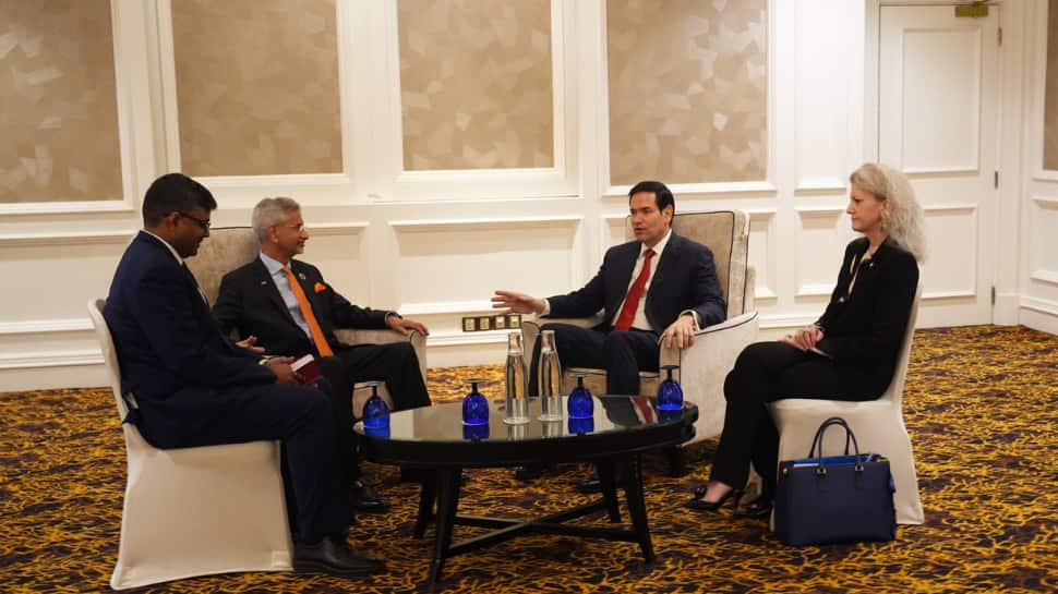 India-US Ties: EAM Jaishankar Meets US State Secretary Marco Rubio In Malaysia — What They Mentioned India-US Ties: EAM Jaishankar Meets US State Secretary Marco Rubio In Malaysia — What They Mentioned