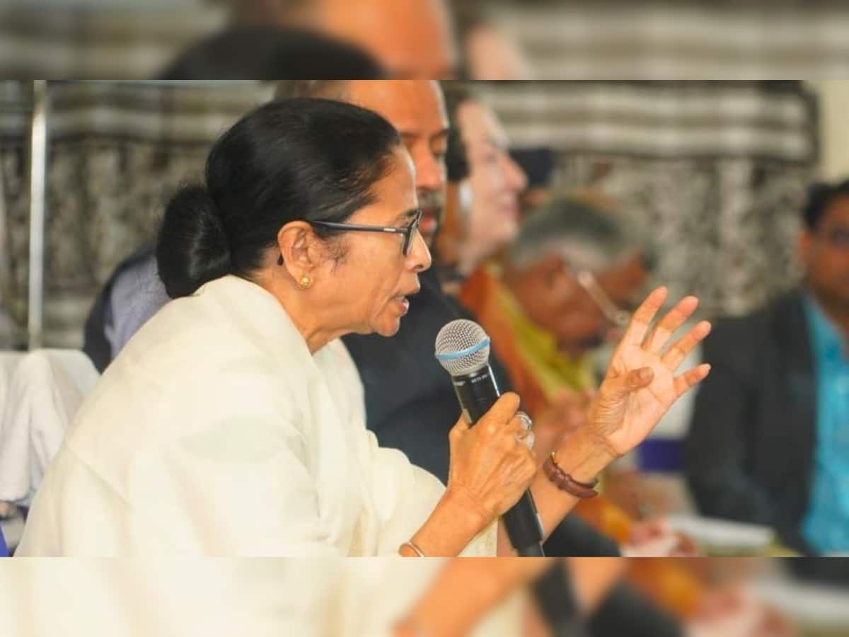 Major Bureaucratic Reshuffle In Bengal Ahead Of Sir, 17 IAS Officers Transferred