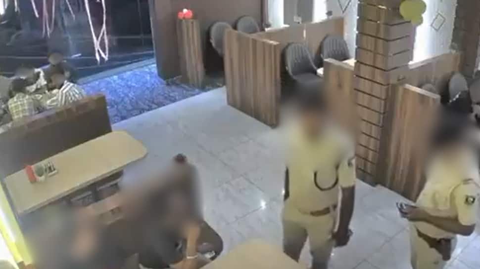 Bihar Police Officer's Moral Policing Of Brother-Sister In A Restaurant Sparks Outrage; Video Goes Viral