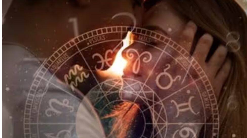 Weekly Love Horoscope For November 3-9 Weekly Love Horoscope For November 3-9