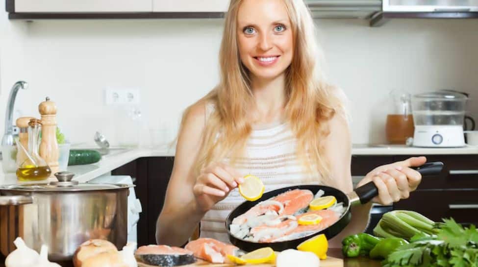 Water vs Oil in Cooking