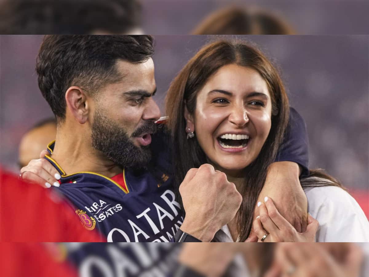 ICYMI: Anushka Sharma Reacts To Fan Calling Virat Kohli 'Bewafa' In Viral Video - Watch