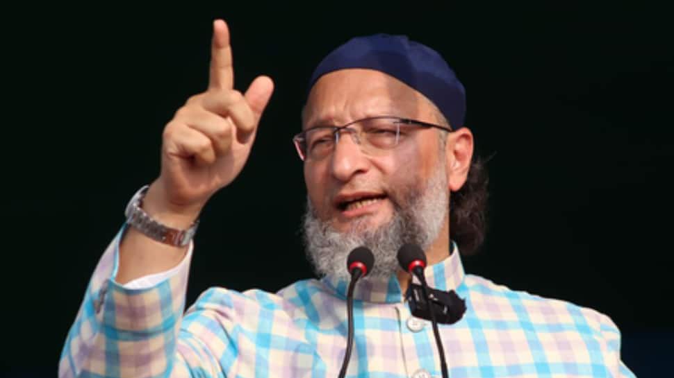 Owaisi Censures Tejashwi Yadav For `Thinking` People With Beards, Topis Are Extremists