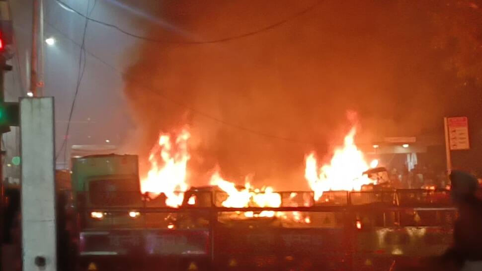 Delhi Serial Bomb Blasts Videos: Mangled Body Parts On Ground, Fire All Around, Shattered Vehicles, 8 Dead, 24 Injured – What We Know So Far