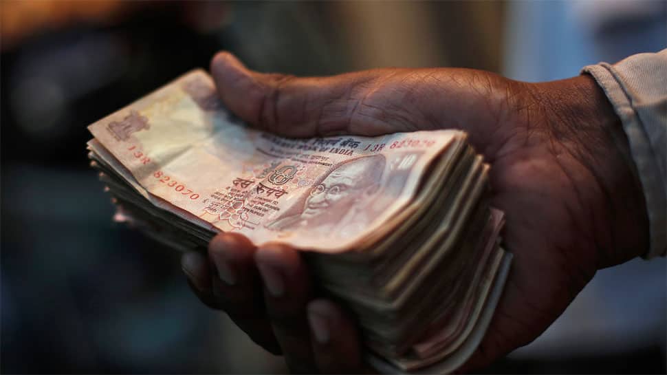 Investing Rs 10,000 Monthly Can Grow To Rs 92 Lakh In 20 Years, CA Shares Wealth Strategy