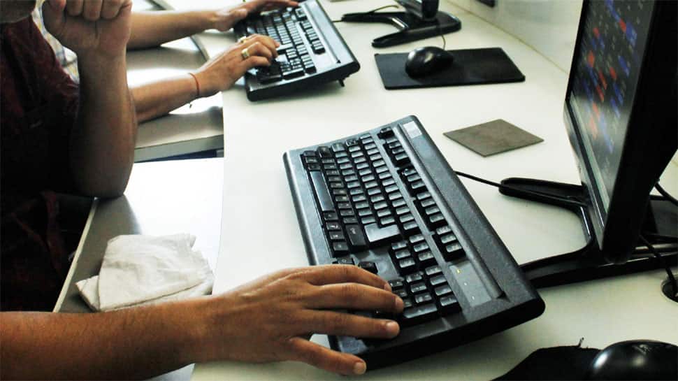 HR Accidentally Sends ‘Termination Notice’ To Entire Office, Including CEO And Then...