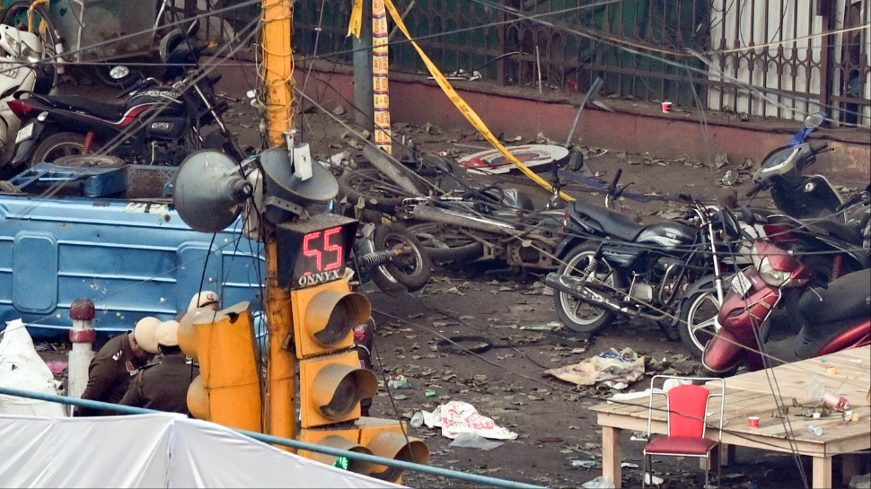 Delhi Blast: DNA Confirms Dr Umar Un Nabi As i20 Driver; Leg Found Trapped In Car | India News | Zee News