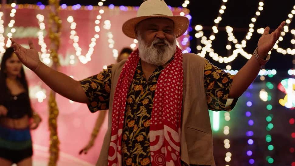 Saurabh Shukla Fees