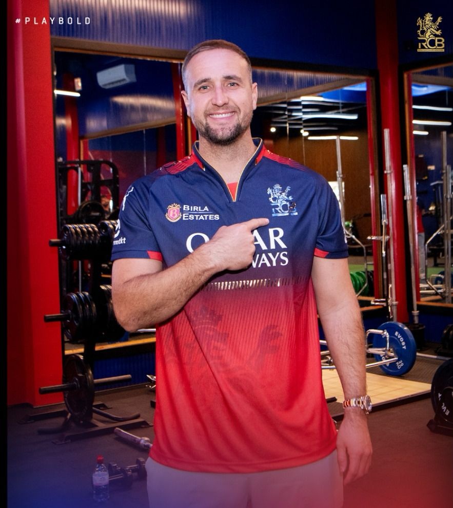 9. Royal Challengers Bengaluru – Liam Livingstone Released