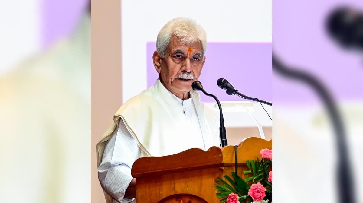 LG Sinha Praised Jammu And Kashmir Police In Cracking ‘White Terror’ Module