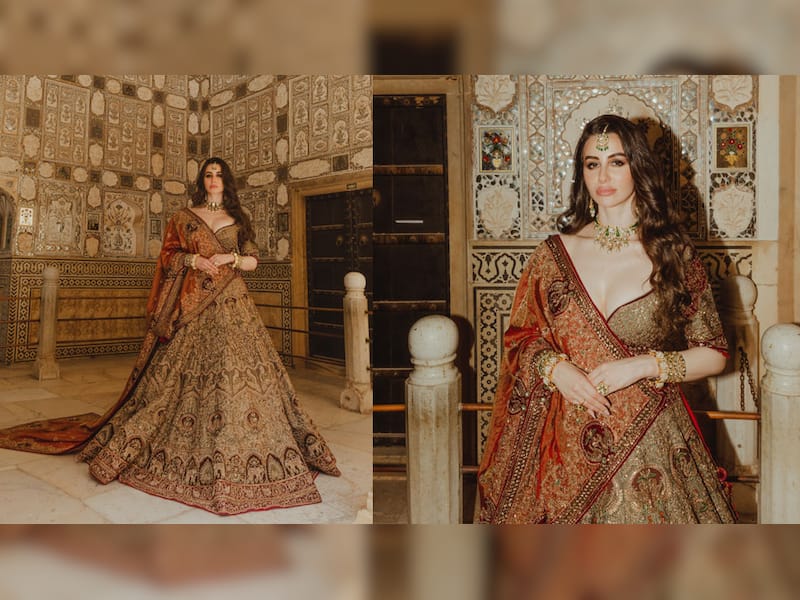 Giorgia Andriani's Regal Look