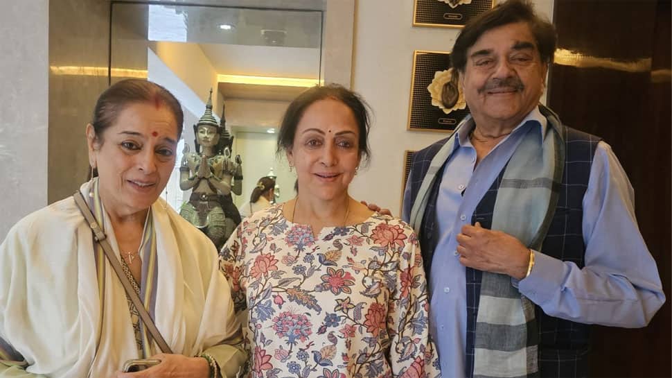 Shatrughan Sinha, Poonam Sinha Visit Hema Malini, Check On 'Elder Brother' Dharmendra's Health Update