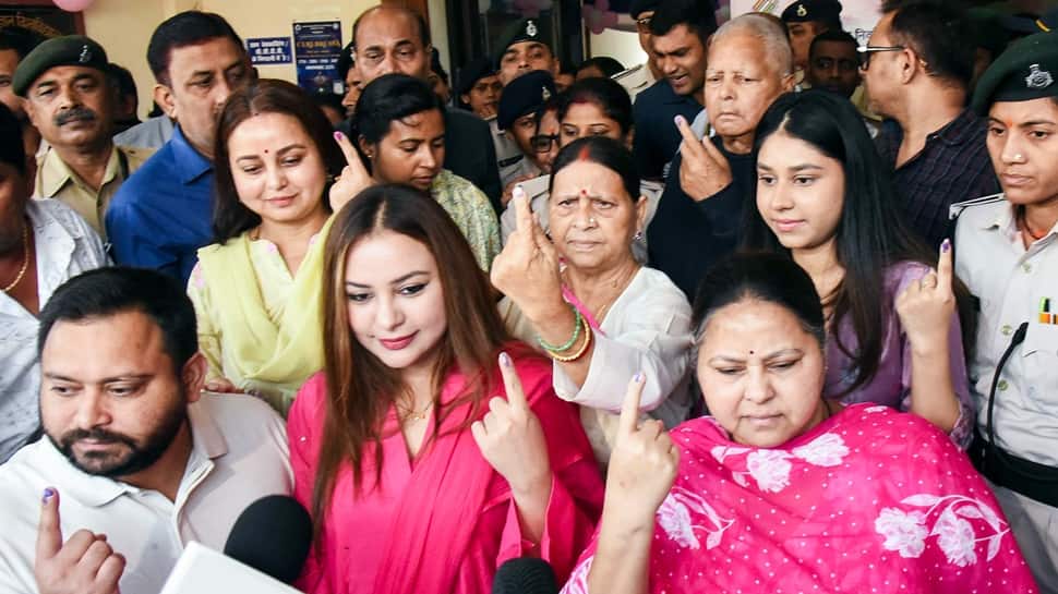 What Is Behind Lalu Yadav's Pari-War: After Tej Pratap, It's Tejashwi's Sisters Turn Now