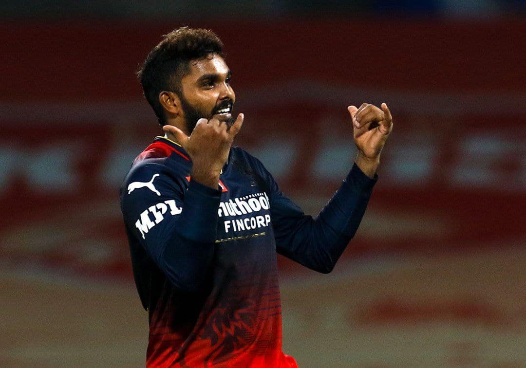 1. RCB to Prioritise a Marquee Overseas Spinner in IPL 2026 Auction