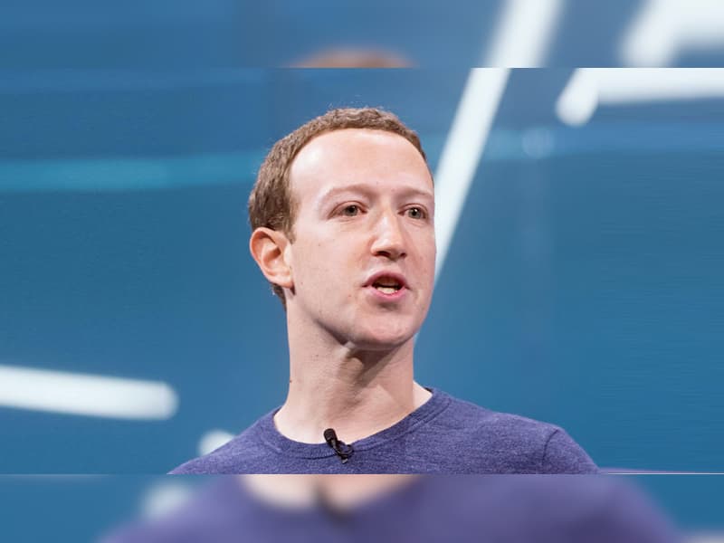 Top 10 Richest People In The World 2025