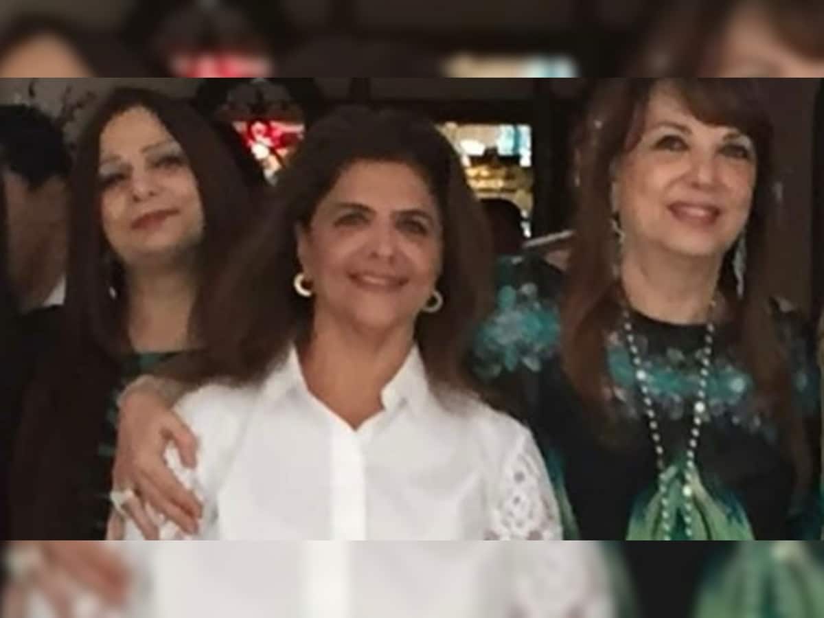 Hrithik Roshan's Mother Pinkie Remembers Late Friend Zarine Khan, Shares Heartwarming Note: 'Our Children Grew Apart And...'