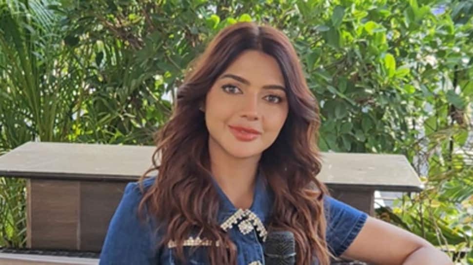 Mastiii 4 Actress Ruhi Singh On What Sets Aftab, Riteish, Vivek Oberoi And Arshad Warsi Apart In Milap Zaveri Directorial