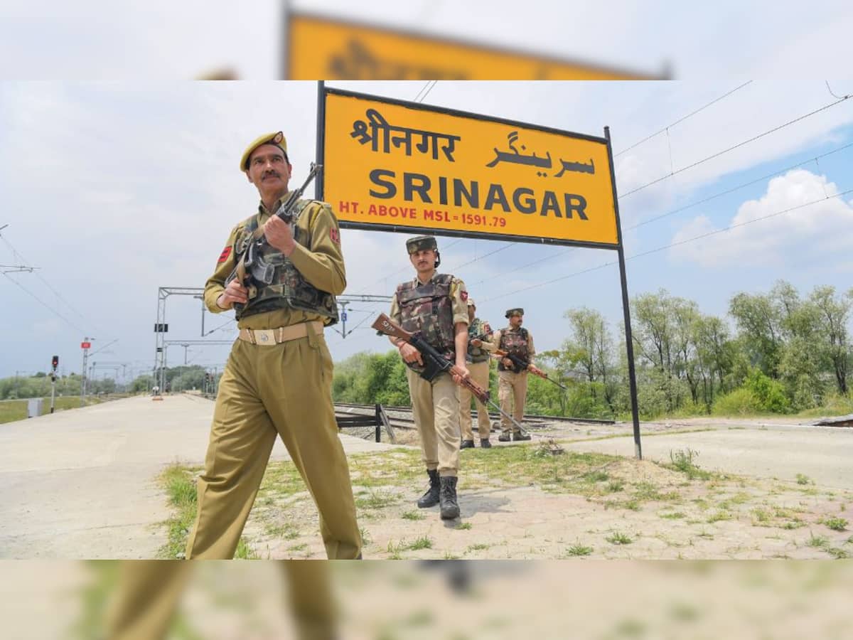 J&K Police, Health Dept Conduct Locker Inspections In Kulgam Hospitals To Ensure Transparency And Security