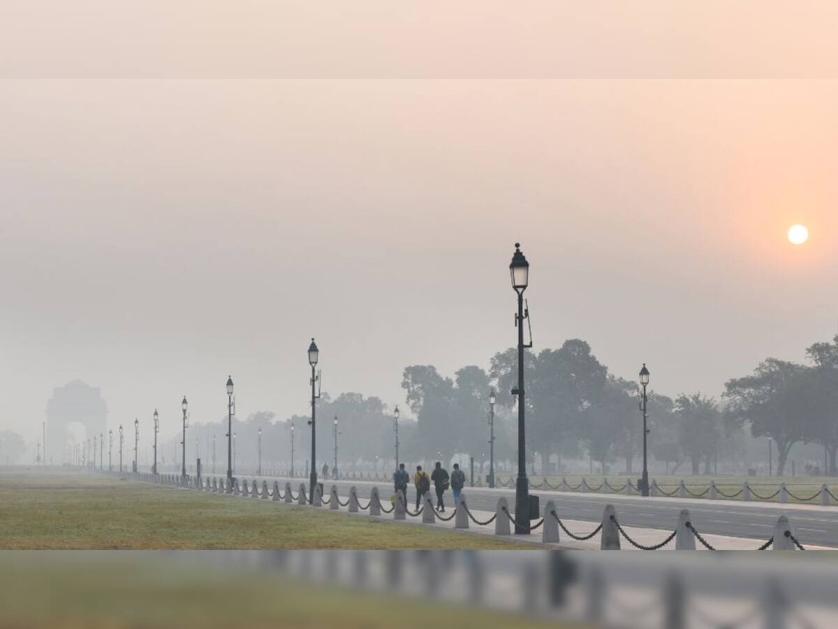 Delhi Chokes Under Toxic Smog As AQI Hits 399, Multiple Areas Record Severe Pollution Levels