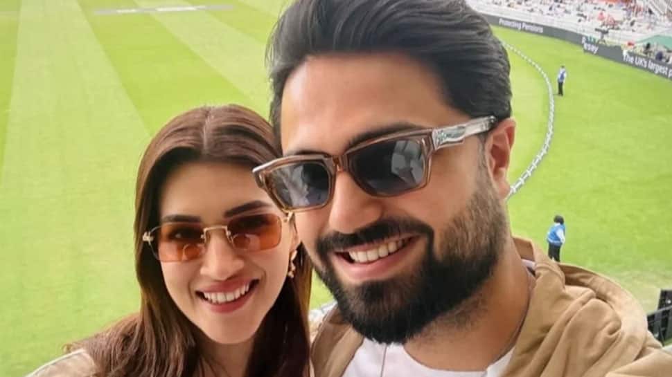 Kriti Sanon's Adorable Birthday Wish For Rumoured Boyfriend Kabir Bahia Is Here!