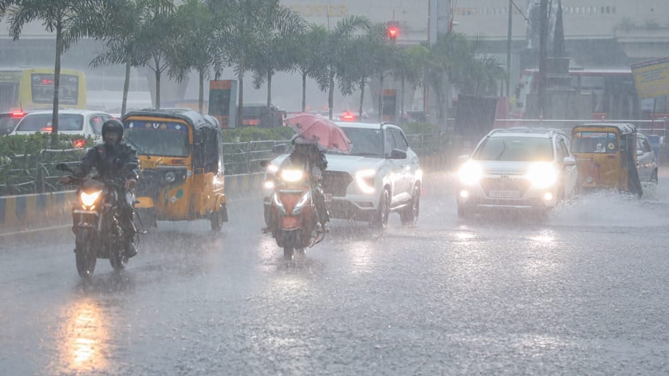Low Pressure In Bay Of Bengal: Tamil Nadu, Andhra, Kerala Gear Up For Showers; IMD Predicts Heavy Rain Through Weekends, Next Week