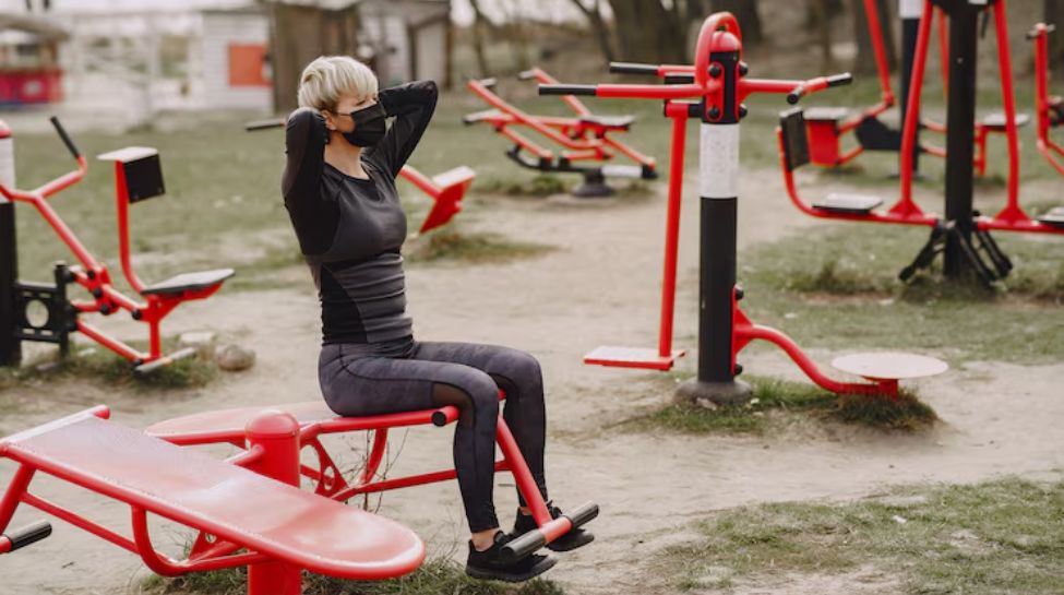 Smog Alert! Is It Safe To Exercise Outside On Bad AQI Days? Smog Alert! Is It Safe To Exercise Outside On Bad AQI Days?