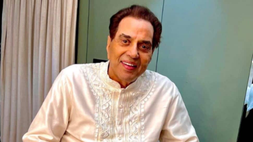 Dharmendra Health Update: Ambulance Arrives Outside Veteran Actor’s Juhu Residence In Mumbai