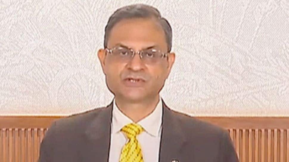RBI Governor Says Rupee Depreciation Normal, Banking System Strong