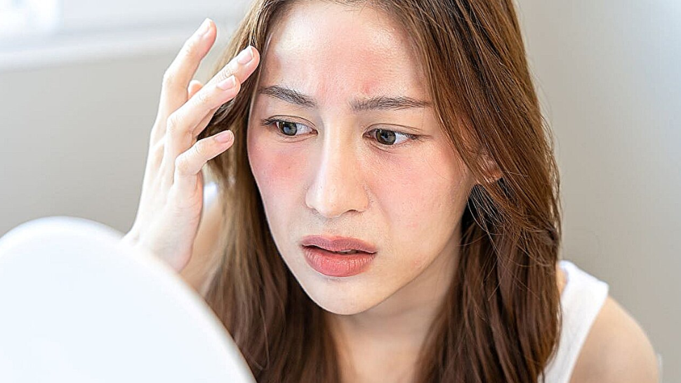 Pollution Is Silently Destroying Your Skin, Dermatologists Reveal Morning-To-Night Routine That Actually Protects Pollution Is Silently Destroying Your Skin, Dermatologists Reveal Morning-To-Night Routine That Actually Protects