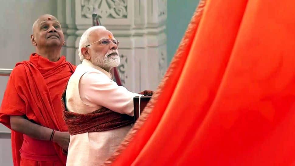Ram Mandir 'Dhwajarohan': PM Modi Hoists Flag Using Unique Mechanism | No Rope, No Button - So How Did It Work?