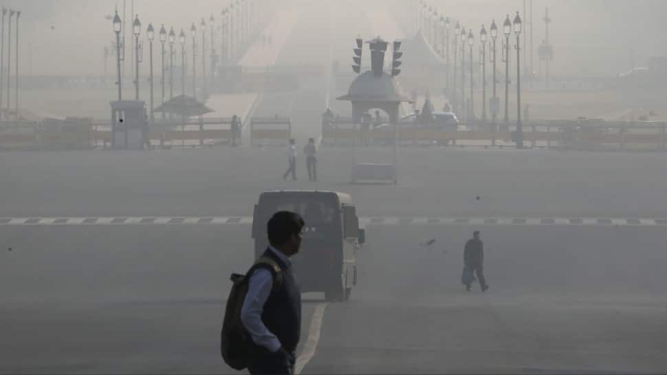 Delhi-NCR AQI Today, Nov 26: Air Quality Stays 'Very Poor'; Noida Hits Near-Severe