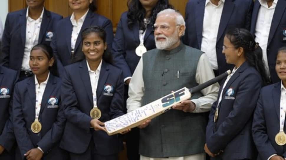 PM Modi Hosts World Cup-Winning Blind Women’s Cricket Team At Lok Kalyan Marg