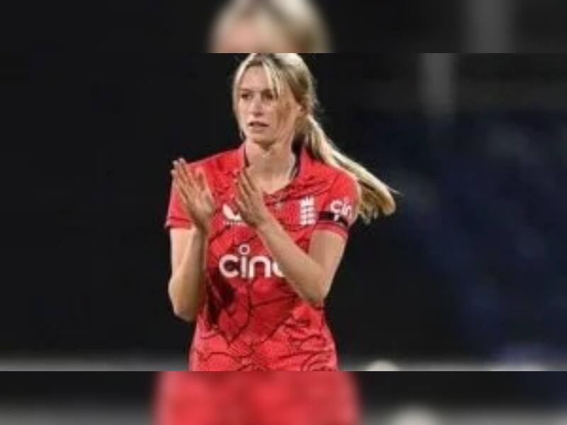 Meet Lauren Bell: England Star Picked By RCB In WPL 2026, Becomes ...
