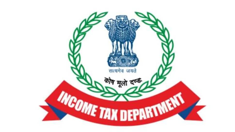 Income Tax Dept To Alert 25,000 Taxpayers Over Foreign Assets — Are You On The List?