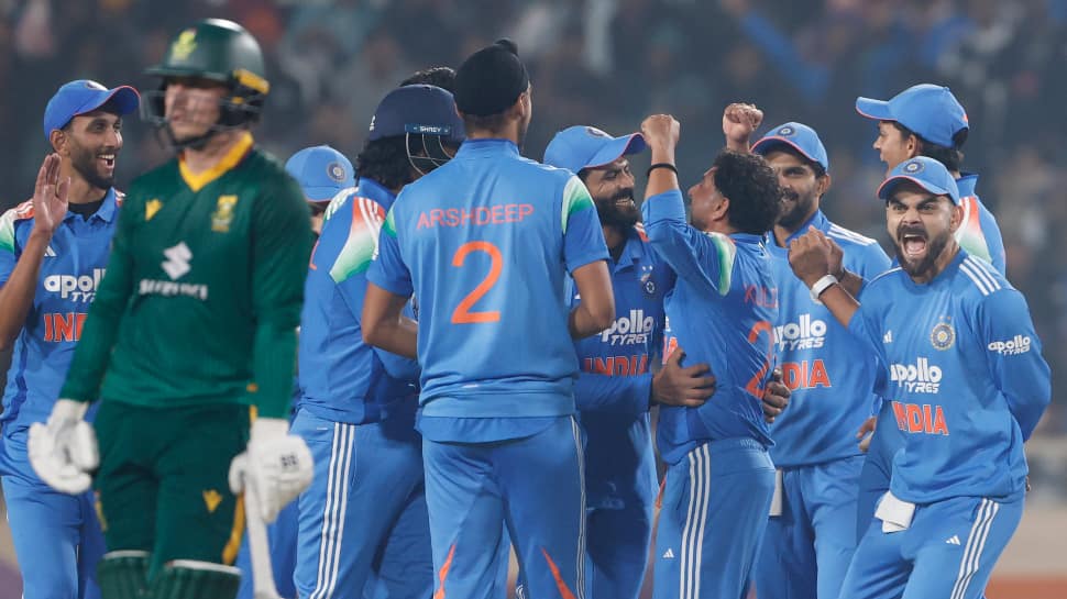 1st ODI: Virat Kohli, Kuldeep Yadav Star As India Beat South Africa By 17 Runs