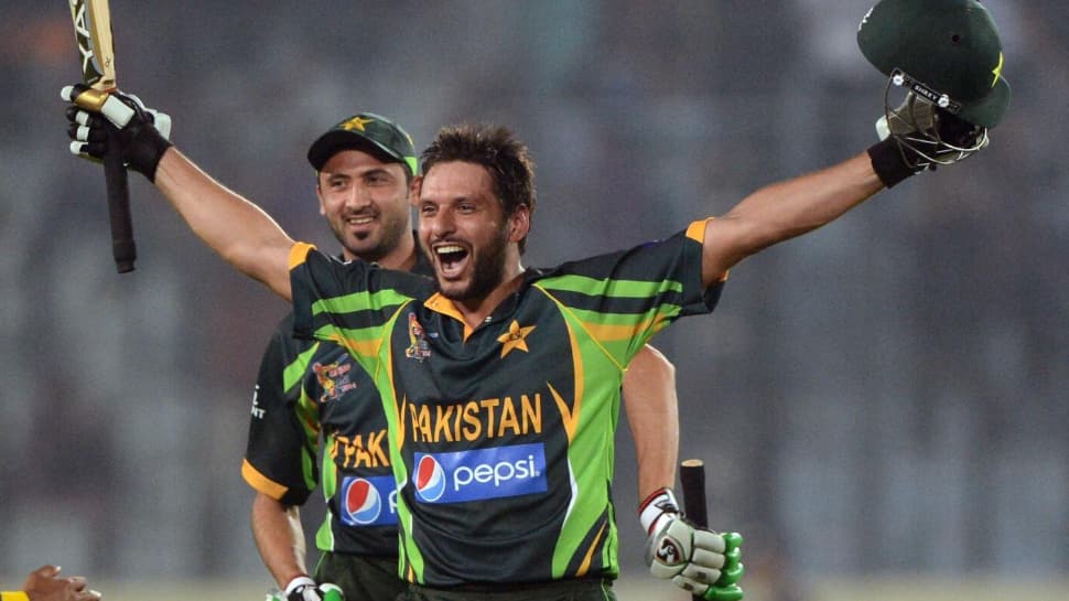 2. Shahid Afridi - 351 Sixes