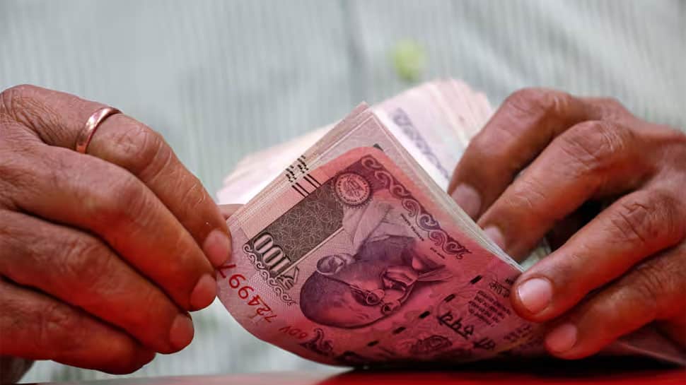 Pensioners Alert! Govt Asks Banks To Provide Pension Slip To Govt Employees On Monthly Basis