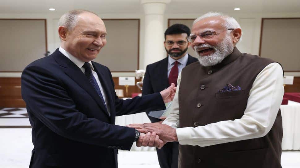 Sukhoi-30 Overhaul, R-37 Missiles, S-400 And More: 10 Key Agendas Of The Modi-Putin Talks