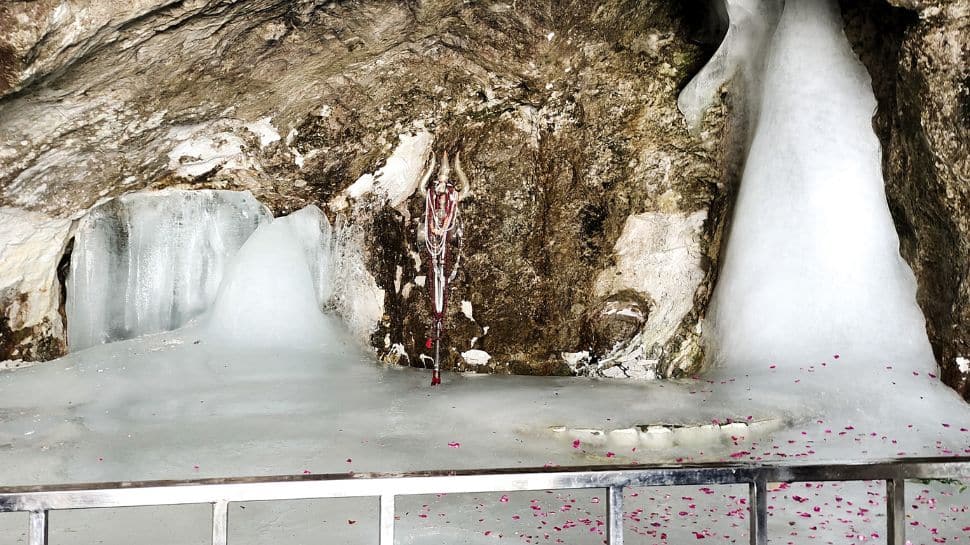 Amarnathji Cave (Jammu and Kashmir)