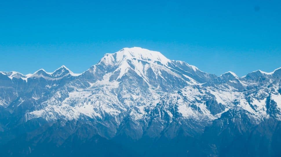 Eighteen Soldiers Against 7,042 Meters Of Frozen Hell - Indian Army Conquers The Unconquerable Mount Kangto