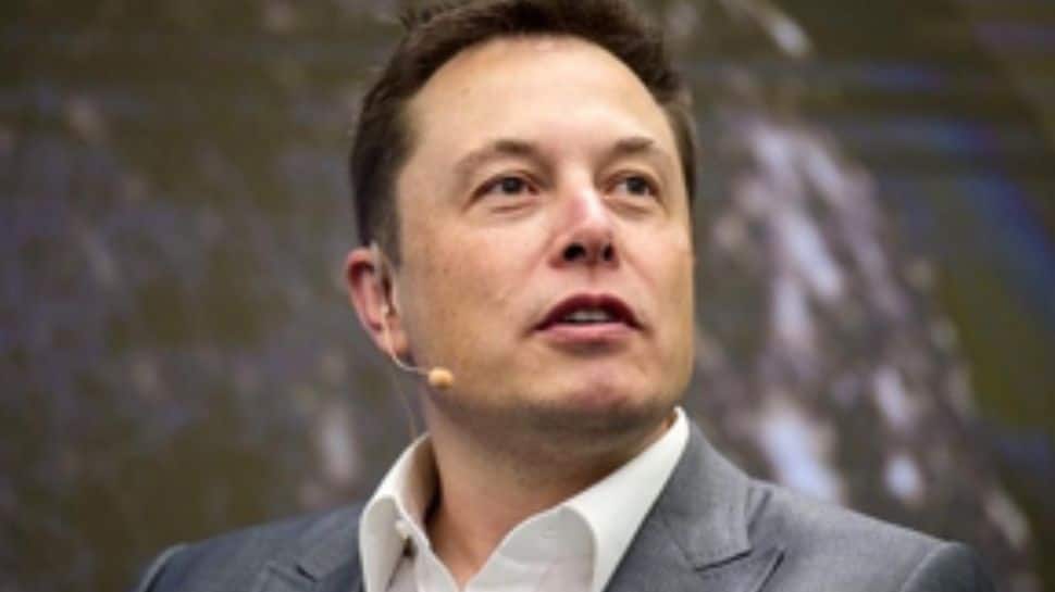Elon Musk Refutes Reports That SpaceX Is Raising USD 800 Billion